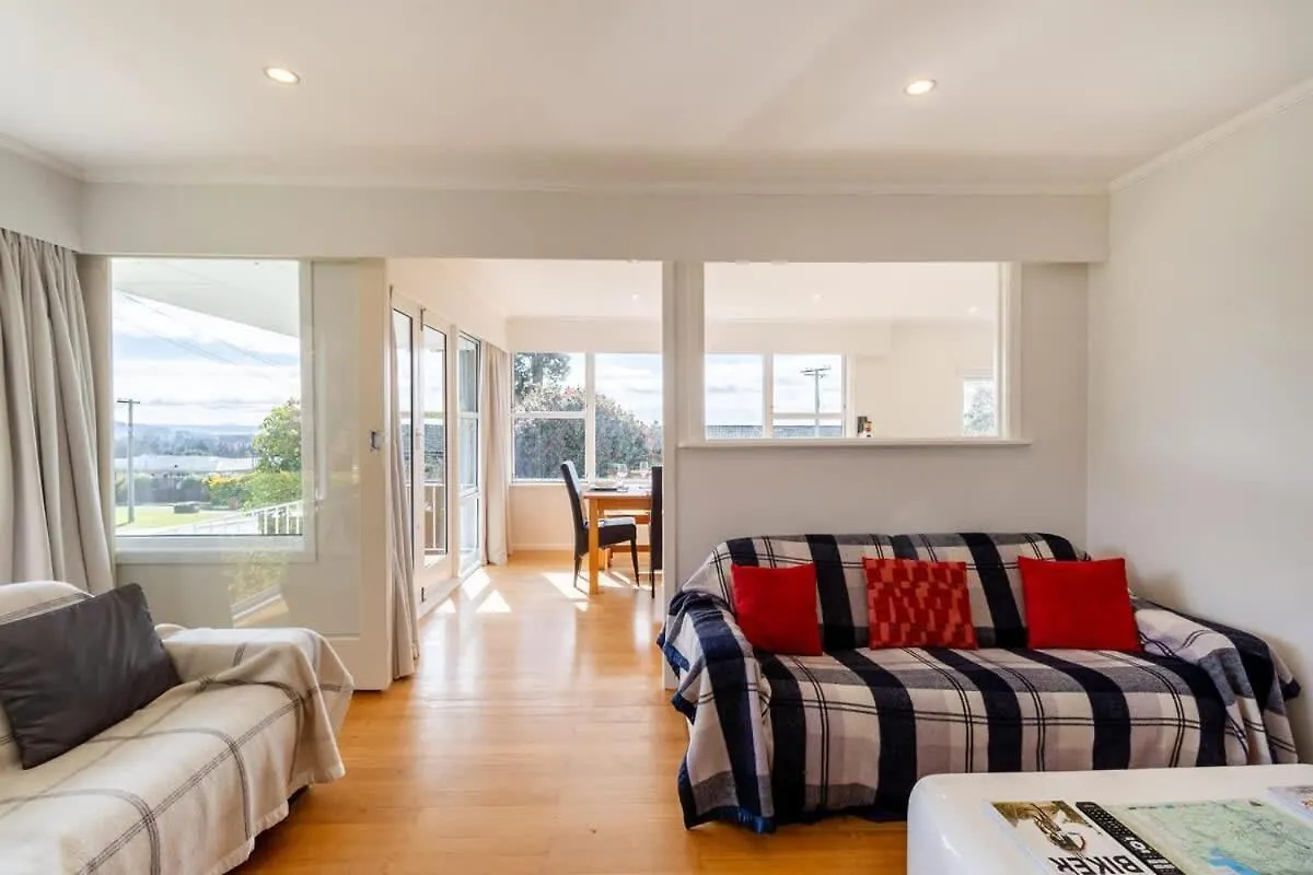 Holiday home All Seasons Escape Rotorua